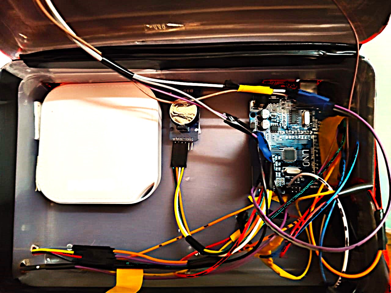 Inside the box, system off